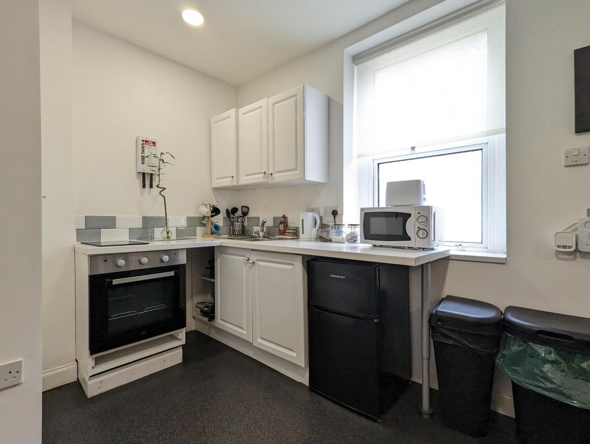 Serene 1 Bedroom Flat In Roath Cardiff Exterior photo